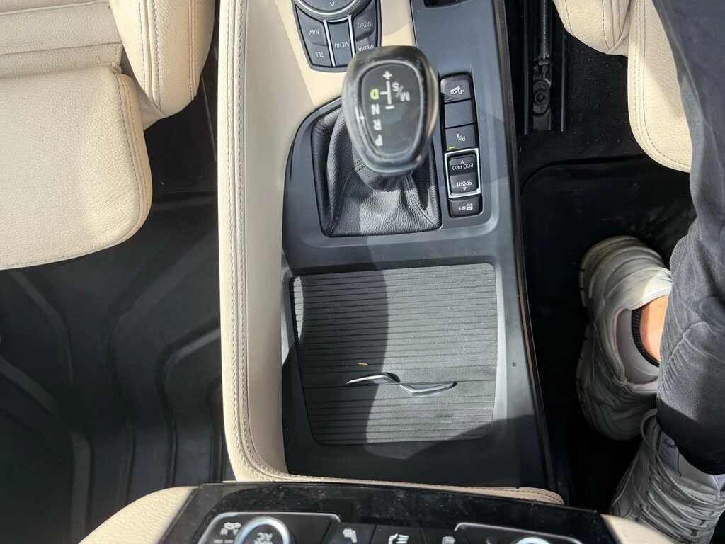 BMW X1 xDrive28i* АвтоКредит* (ЦЕНА ДО БГ), снимка 13 - Автомобили и джипове - 54129255