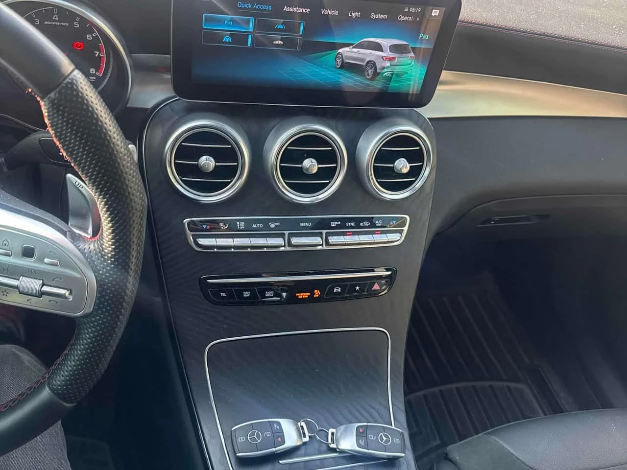 Mercedes-Benz GLC 43 AMG * CARFAX * 2 КЛЮЧА * ПАНО * KEYLESS, снимка 9 - Автомобили и джипове - 54141565