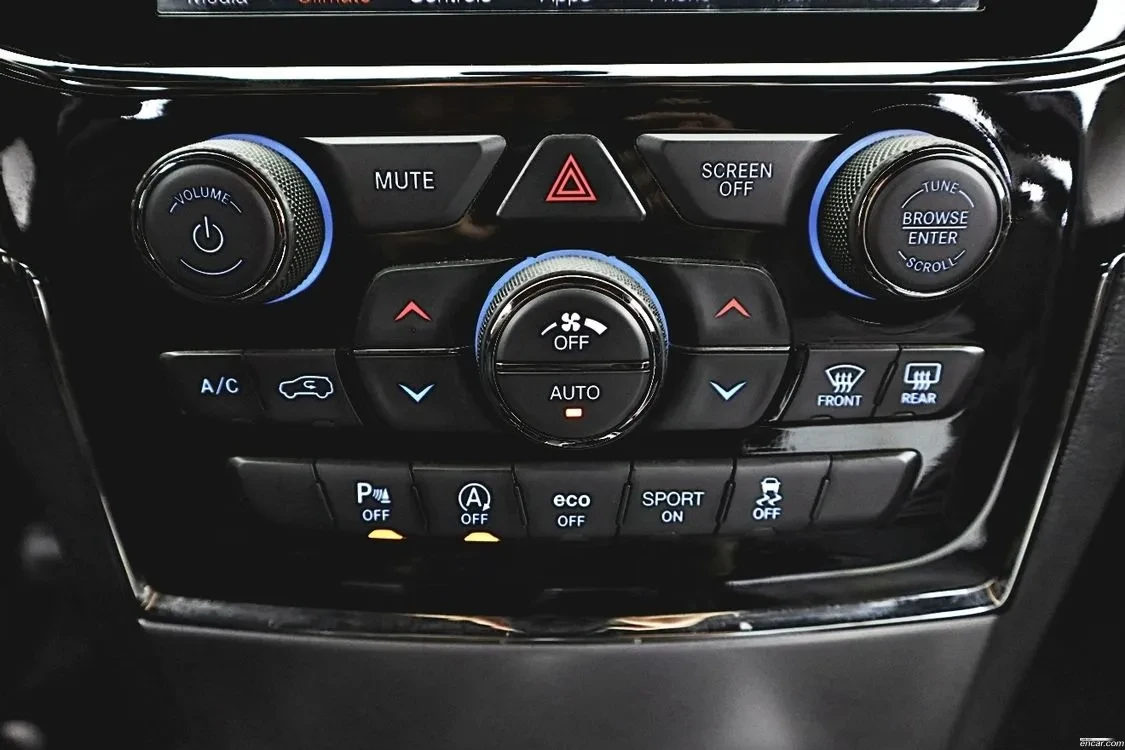 Jeep Grand cherokee 3.6 Limited X, снимка 8 - Автомобили и джипове - 54854281