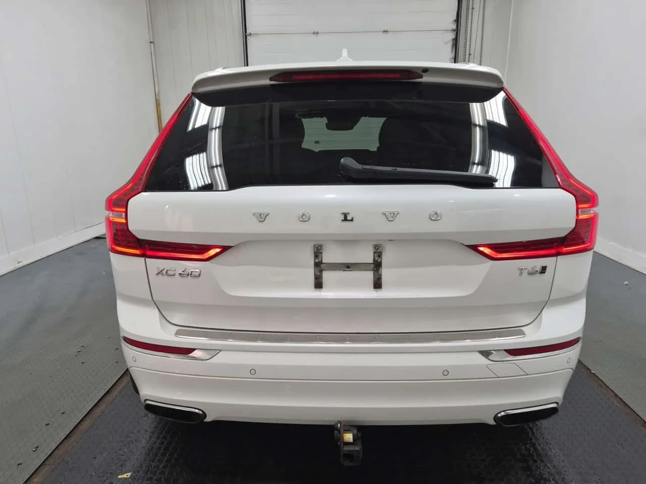 Volvo XC60 * INSCRIPTION * CARFAX * ЦЕНА ДО БГ, снимка 4 - Автомобили и джипове - 54933623