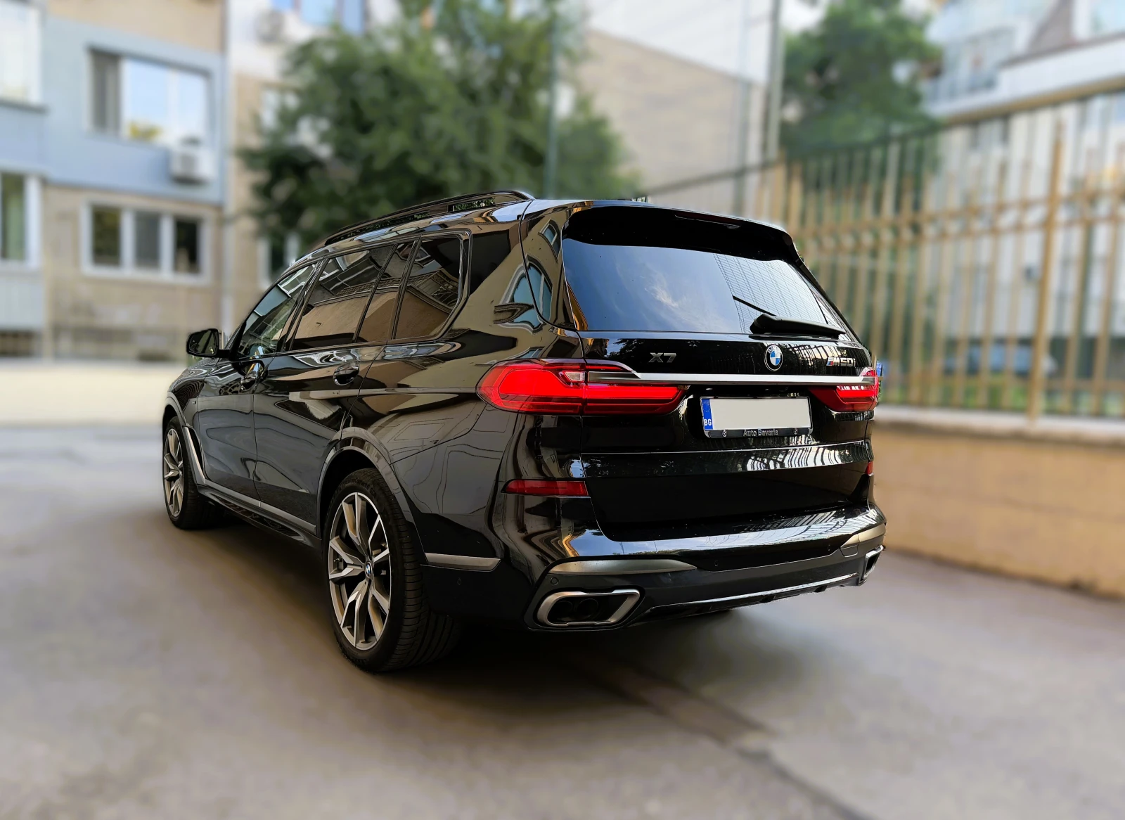 BMW X7 M50i, снимка 2 - Автомобили и джипове - 54991890
