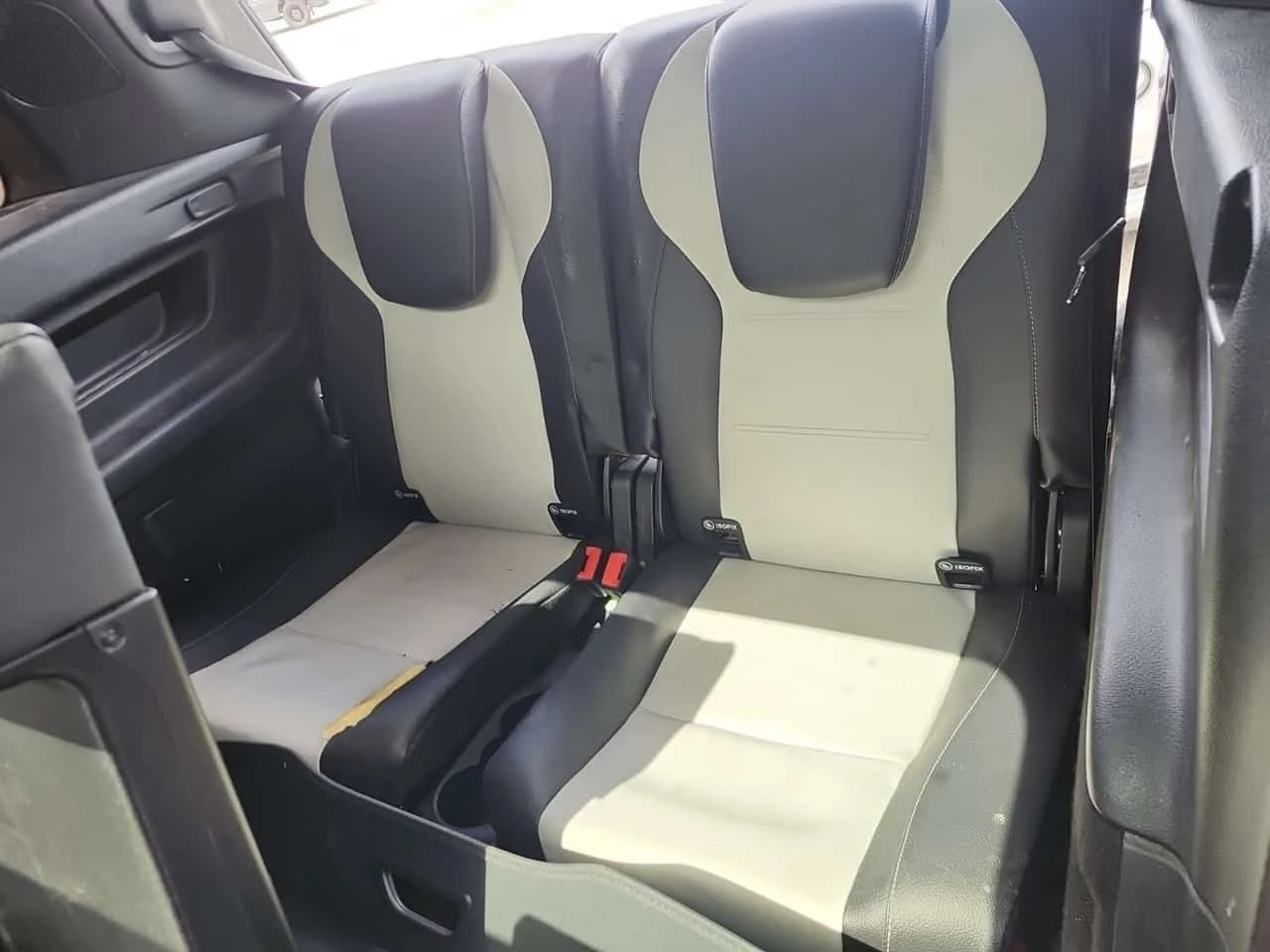 Mercedes-Benz GLB 250 ПОДГРЕВИ * ПАНО * KEYLESS, снимка 13 - Автомобили и джипове - 55025414