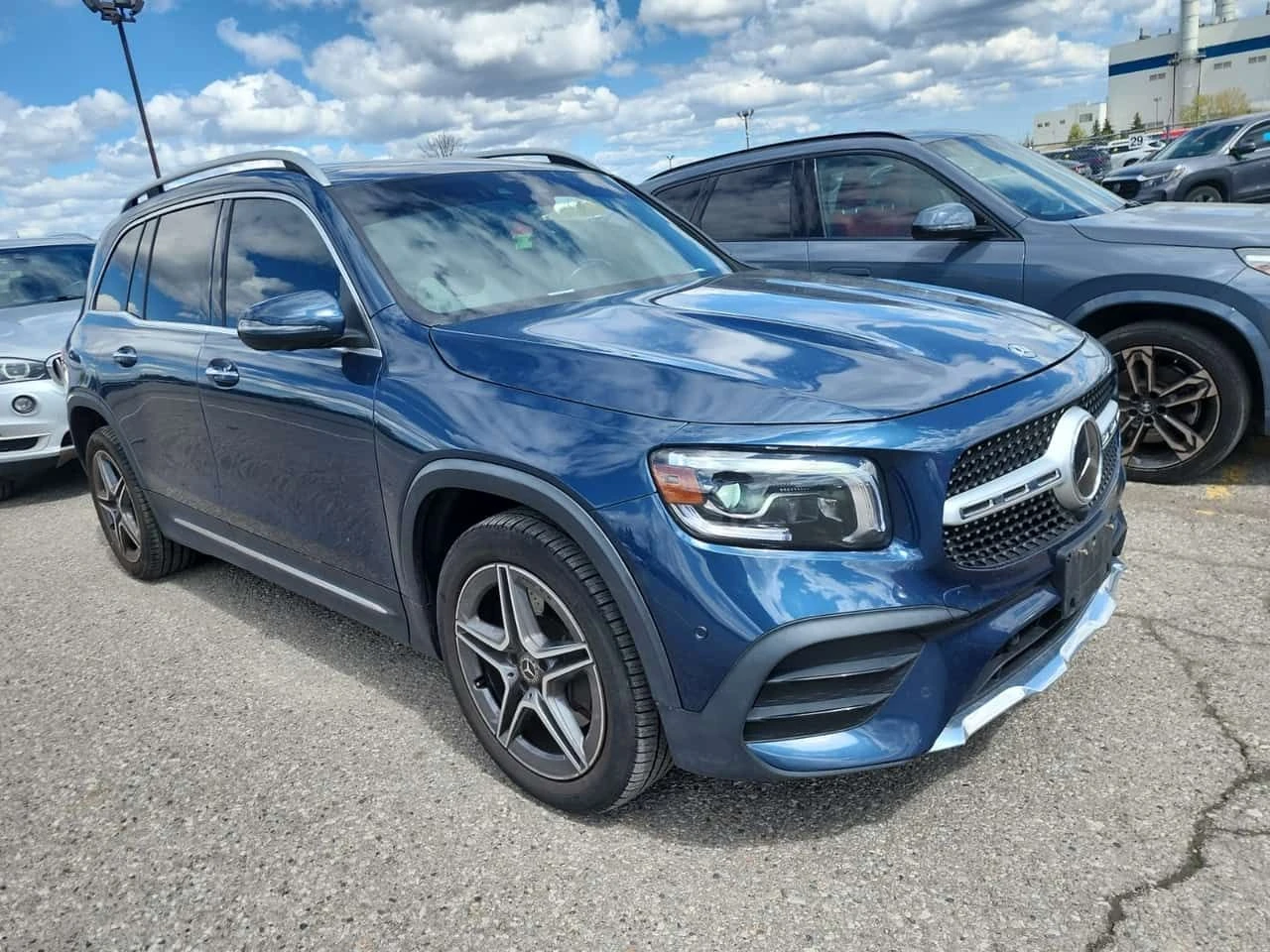 Mercedes-Benz GLB 250 ПОДГРЕВИ * ПАНО * KEYLESS, снимка 2 - Автомобили и джипове - 55025414