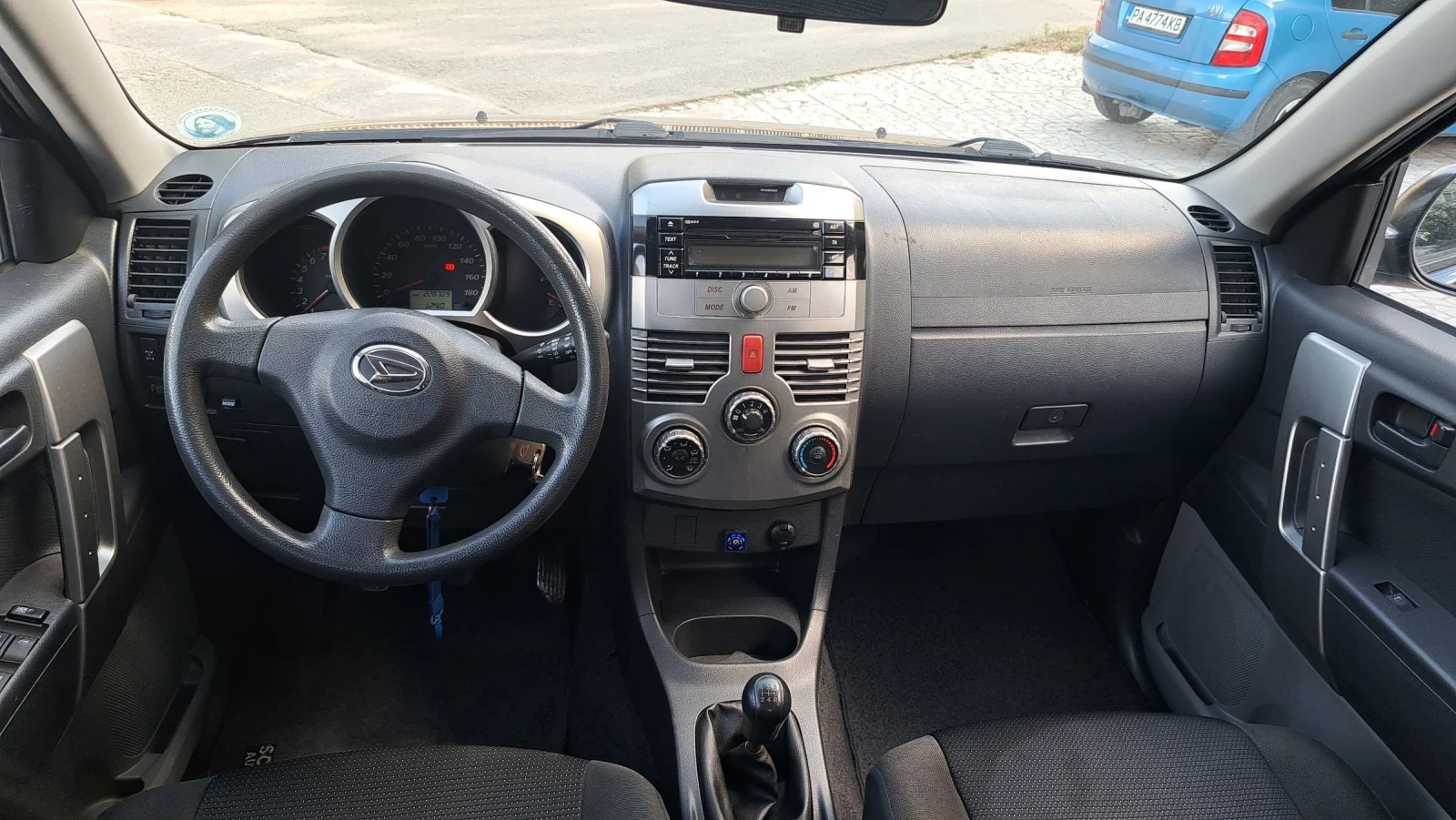 Daihatsu Terios 1.3 ГАЗ-БЕНЗИН , снимка 14 - Автомобили и джипове - 55177913
