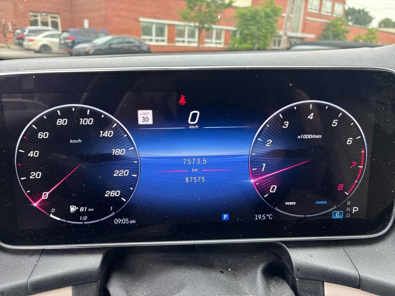 Mercedes-Benz GLC 300 DISTRONIC* PANORAMA* AMBIENT* , снимка 8 - Автомобили и джипове - 55448269
