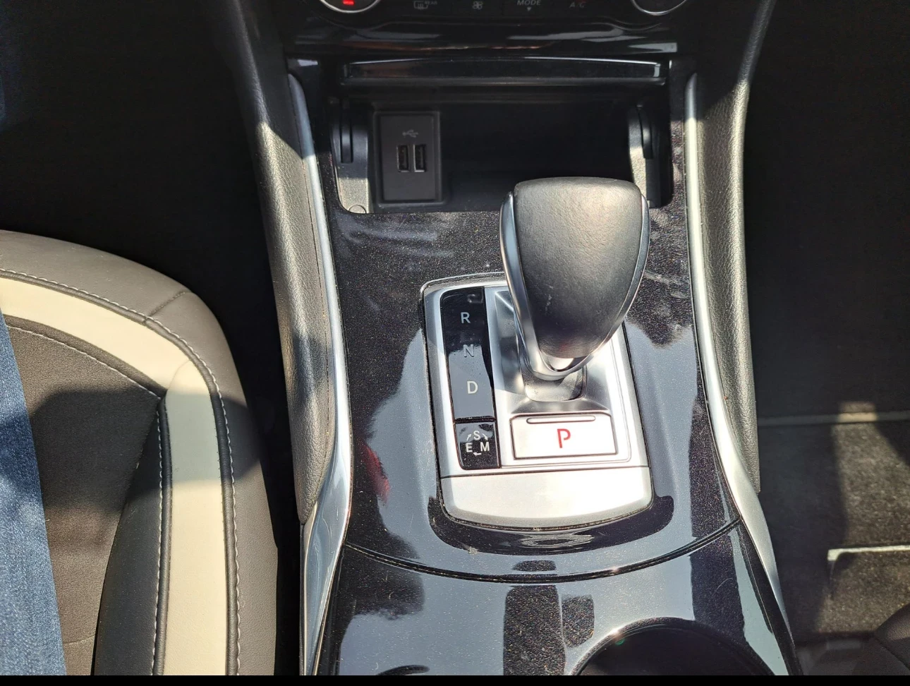 Infiniti Q30 ������� ���� S 2.0t ����� | Mobile.bg � ����������� 4