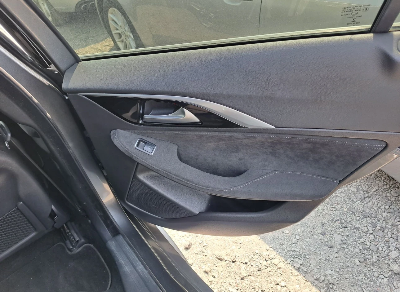 Infiniti Q30 ������� ���� S 2.0t ����� | Mobile.bg � ����������� 11