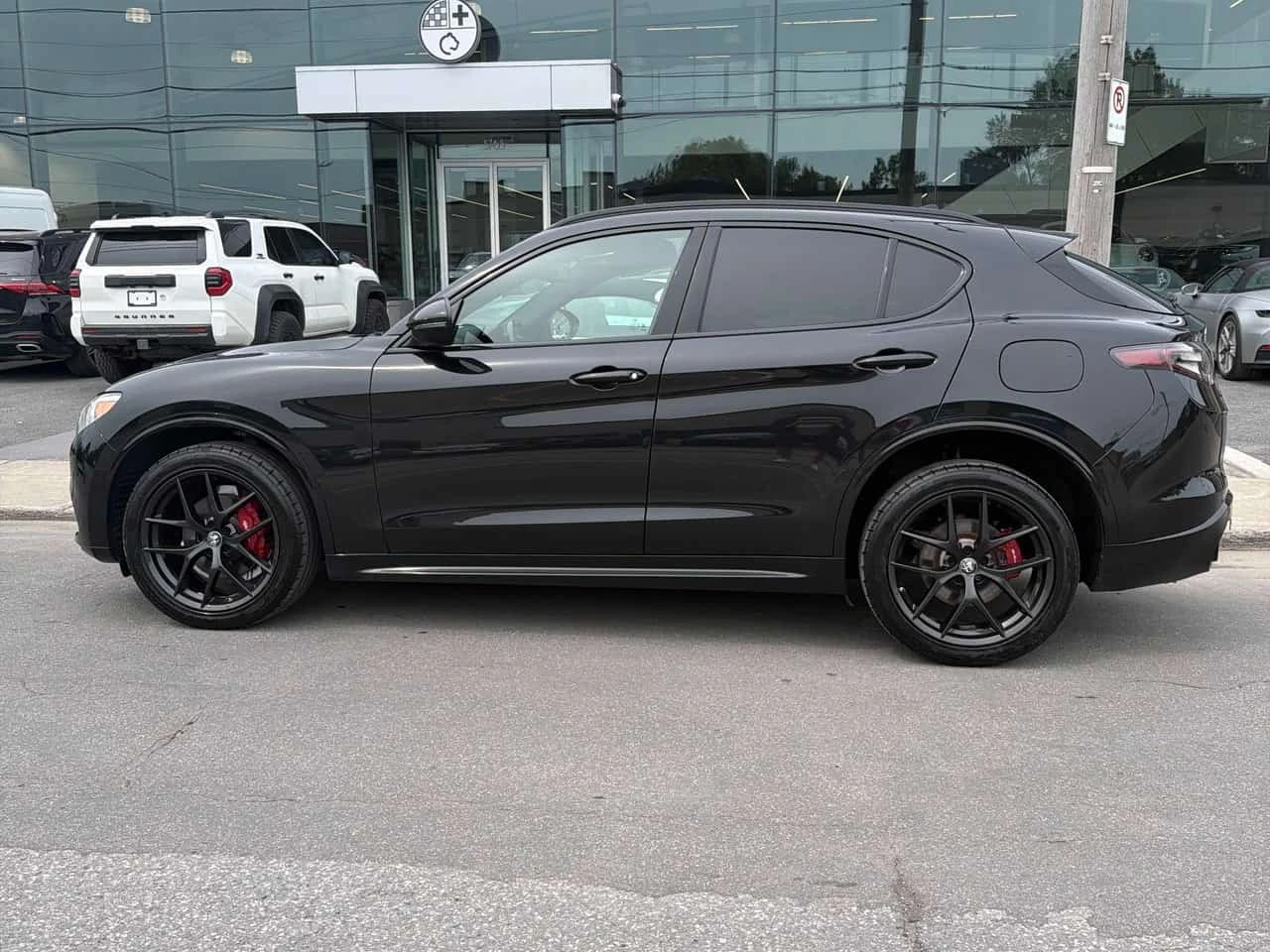 Alfa Romeo Stelvio Ti Sport  CARFAX, снимка 2 - Автомобили и джипове - 55748999