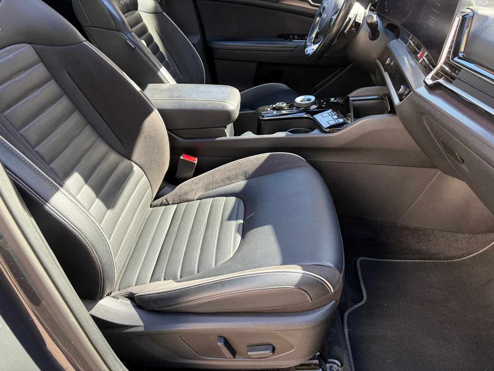 Kia Sportage GT Line Plug-in Hybrid 23 �. 4�4 265�.� 360 cam | Mobile.bg � ����������� 6