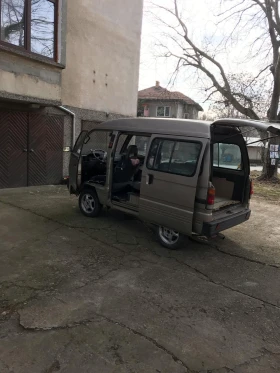 Suzuki Carry 1000 кубика 4 цилиндъра 5 скорости, снимка 5