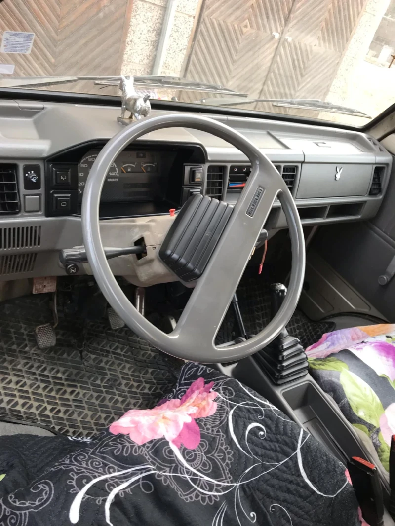 Suzuki Carry 1000 кубика 4 цилиндъра 5 скорости, снимка 7 - Бусове и автобуси - 48758433