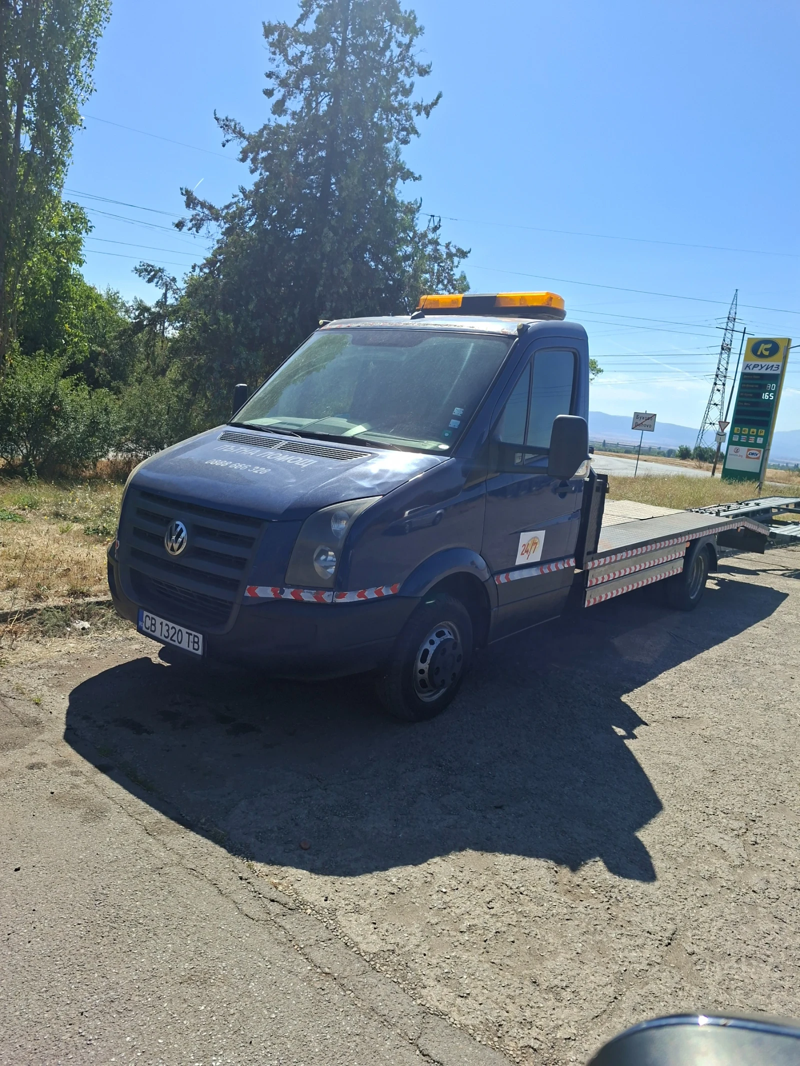VW Crafter 2.5 d специален, снимка 4 - Бусове и автобуси - 56157366