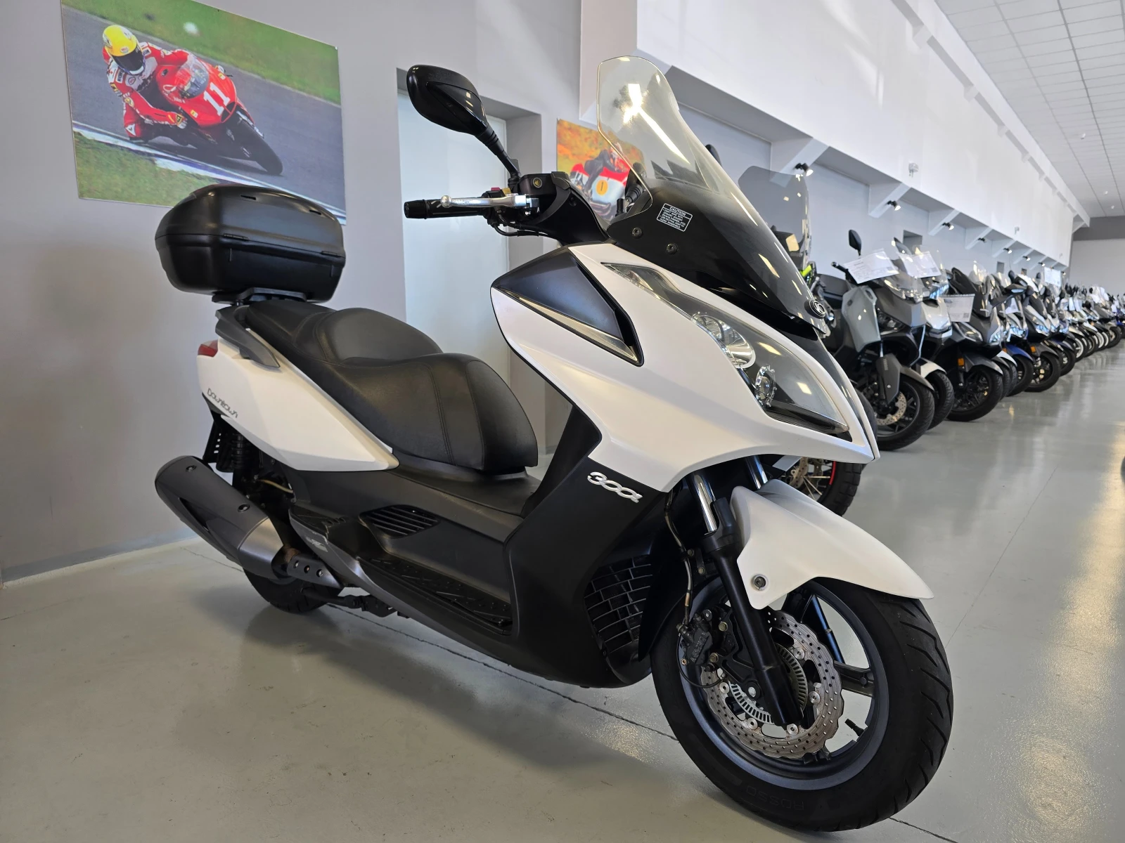 Kymco Downtown 300ie, ABS, 2015г., снимка 2 - Мотоциклети и мототехника - 54884305
