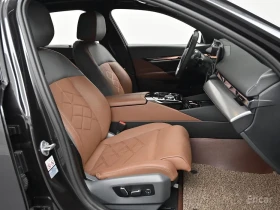 BMW 530 M-SPORT* XDRIVE* ПОДГРЕВ* ОБДУХВАНЕ* ПАНОРАМА* , снимка 13