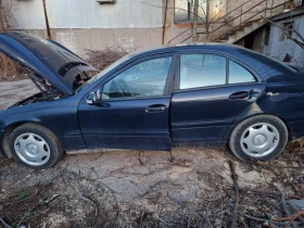 Mercedes-Benz C 220, снимка 2