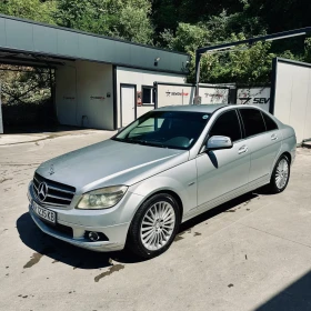     Mercedes-Benz 220 2.2