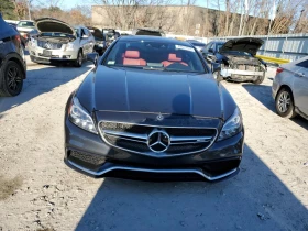  Mercedes-Benz CLS 63...