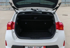 Toyota Auris 1.6VVTi AUTOMATIC* Bi-Xenon* Camera* Navi* USB/AUX | Auto.bg — изображение 15