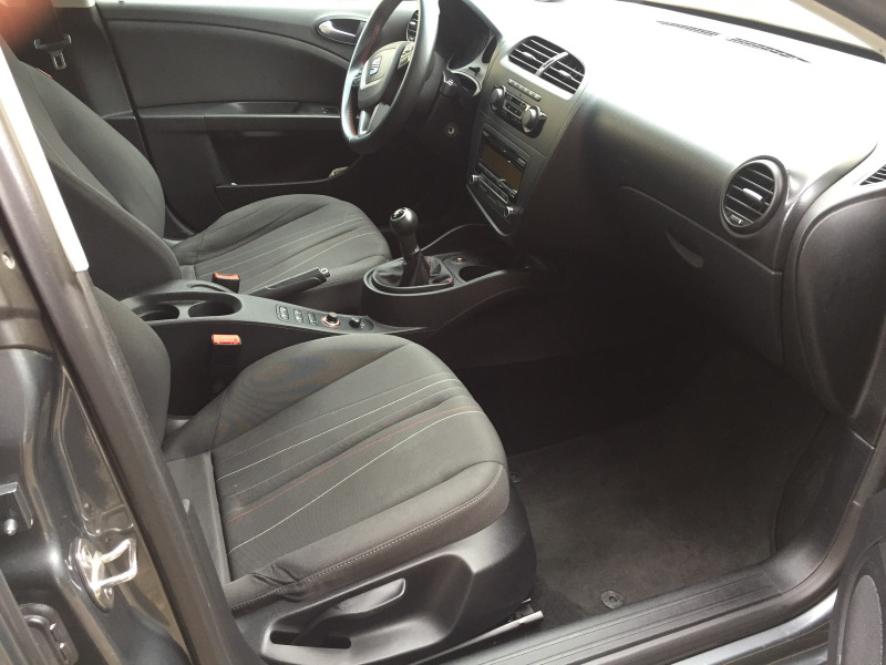 Seat Leon 1.2,TSI,4цил., снимка 6 - Автомобили и джипове - 39978411