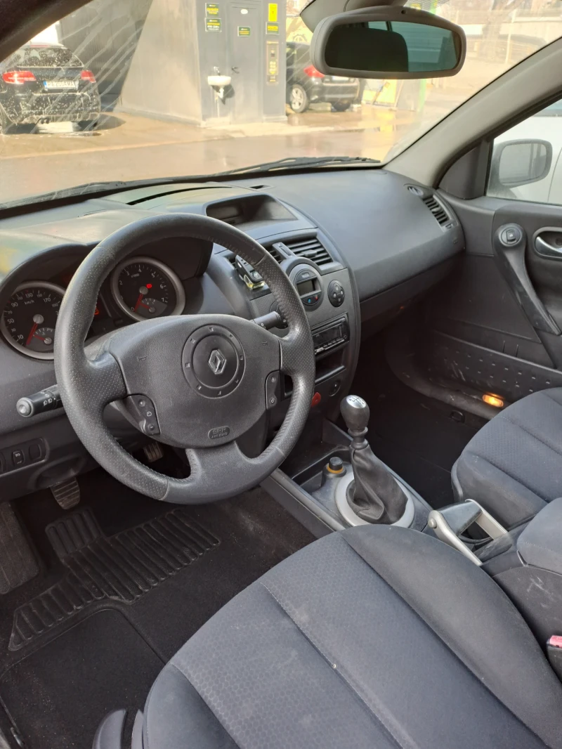 Renault Megane, снимка 9 - Автомобили и джипове - 49138177