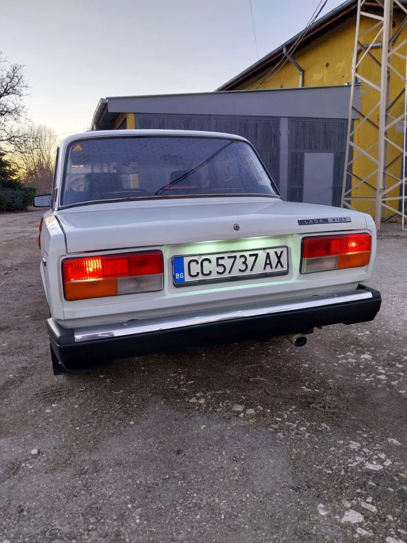 Lada 2107, снимка 11 - Автомобили и джипове - 49186050