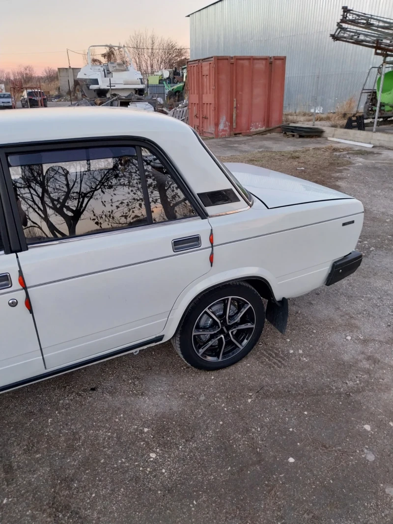 Lada 2107, снимка 2 - Автомобили и джипове - 49186050