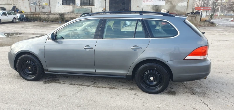 VW Golf 1.6TDI , снимка 4 - Автомобили и джипове - 49260312