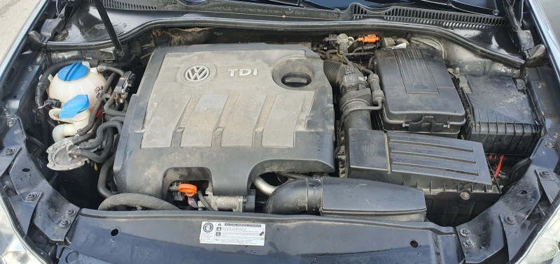 VW Golf 1.6TDI , снимка 13 - Автомобили и джипове - 49260312