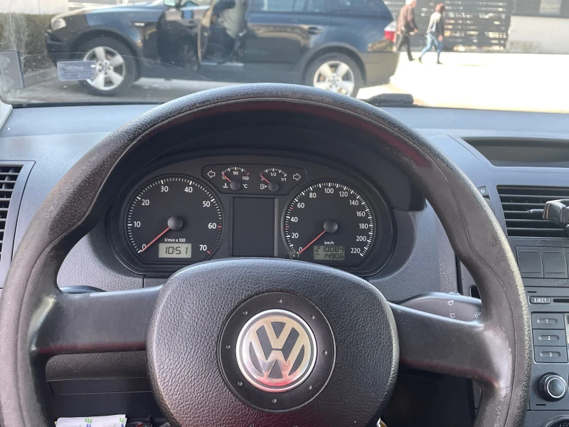 VW Polo, снимка 8 - Автомобили и джипове - 49421789