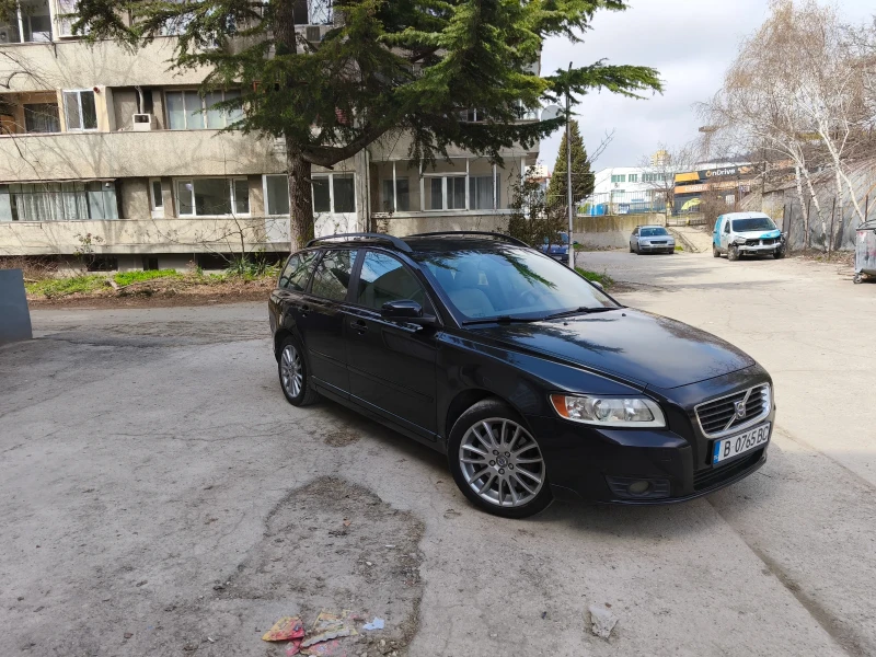 Volvo V50  2.0D 136k.c, снимка 3 - Автомобили и джипове - 52630572