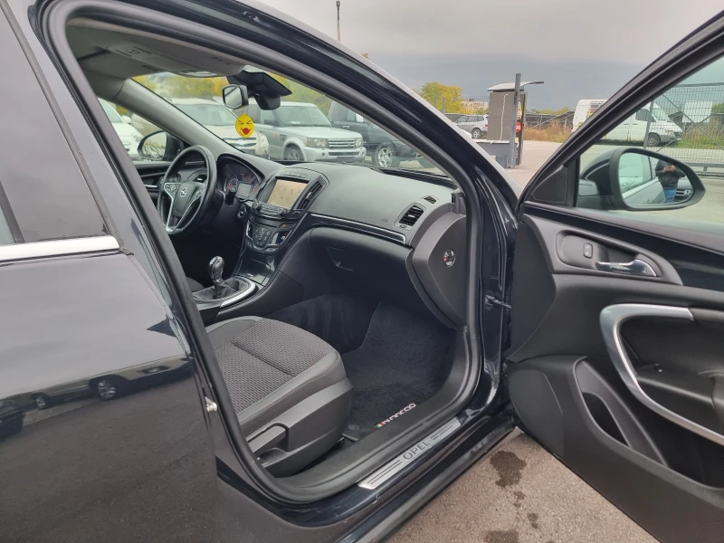Opel Insignia 1.4I GAS, снимка 15 - Автомобили и джипове - 49797820