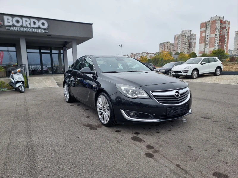 Opel Insignia 1.4I GAS, снимка 8 - Автомобили и джипове - 49797820