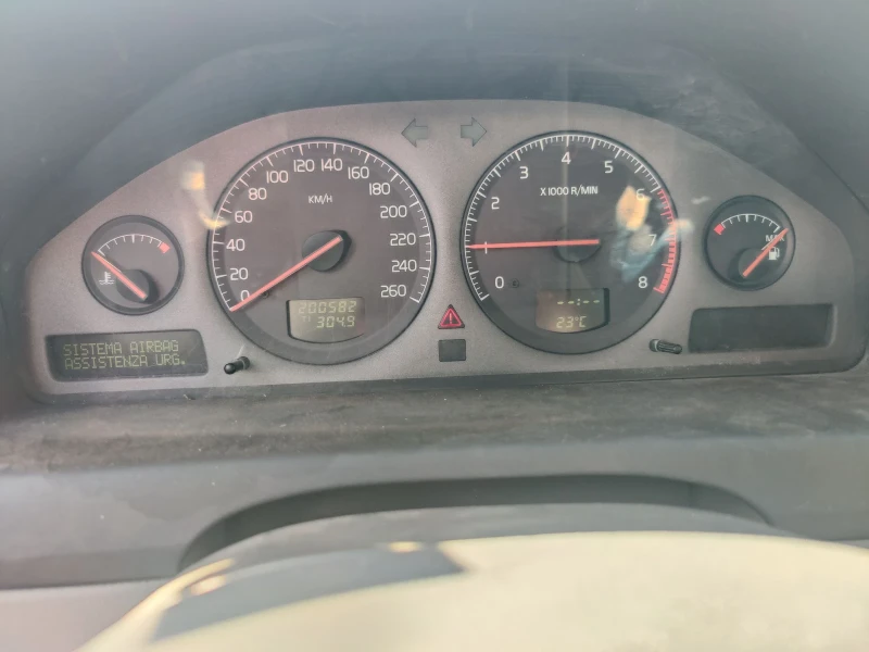 Volvo S60 2.4 140hp, снимка 2 - Автомобили и джипове - 50132348