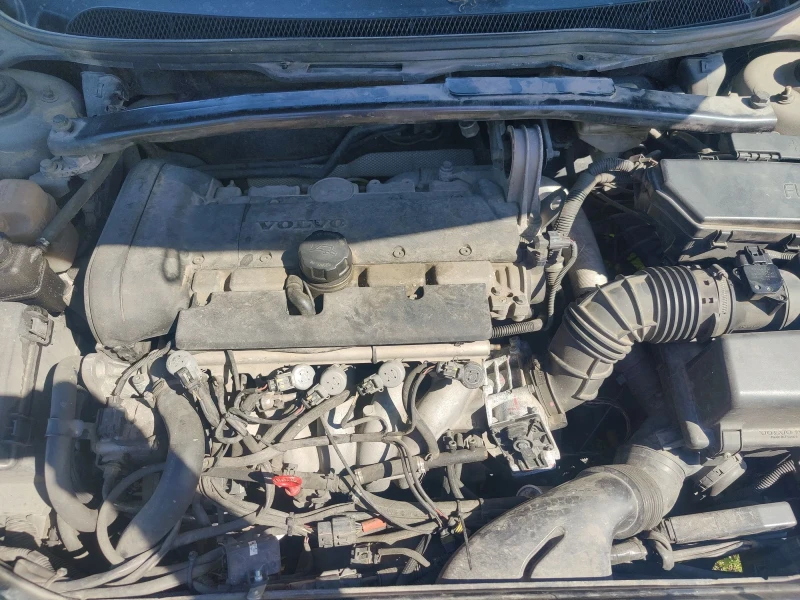Volvo S60 2.4 140hp, снимка 5 - Автомобили и джипове - 50132348