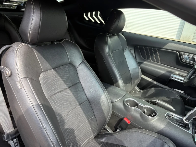 Ford Mustang 2.3 EcoBoost, снимка 16 - Автомобили и джипове - 52618763