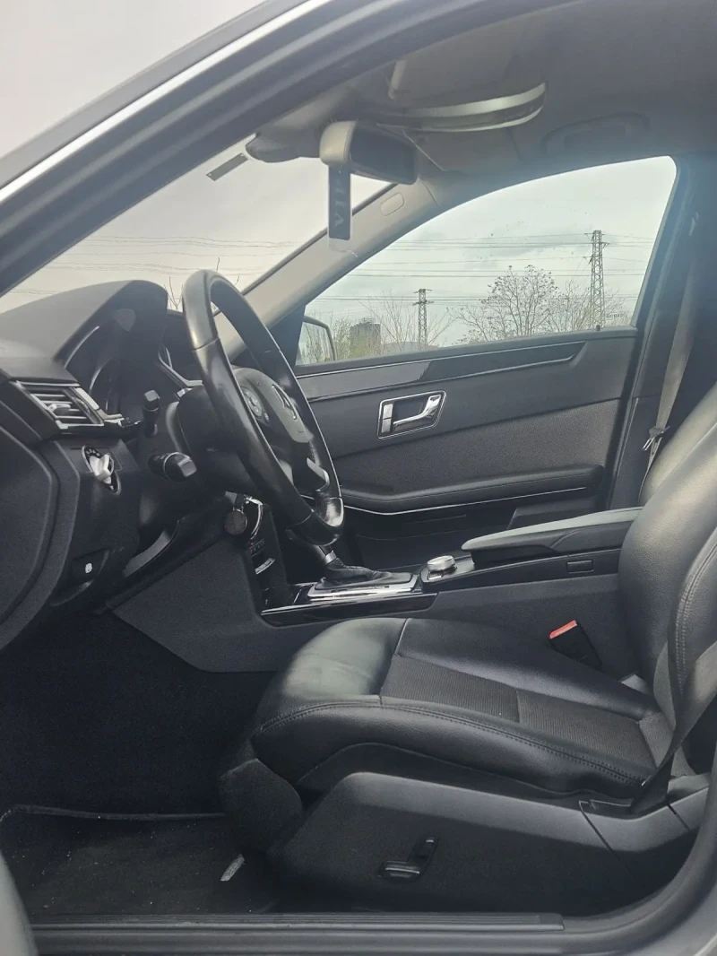 Mercedes-Benz E 220 Avantgarde LED Distronic Adaptiv XENON ACC CAMERA, снимка 6 - Автомобили и джипове - 52159418