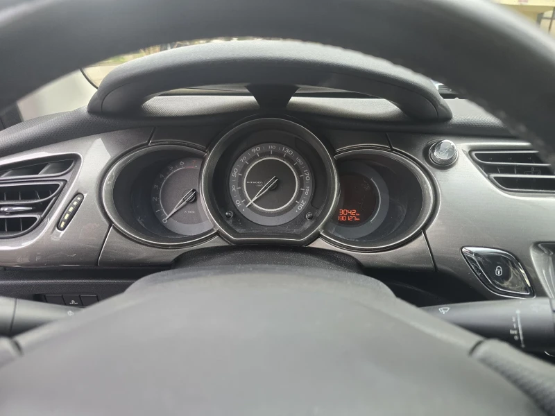 Citroen C3, снимка 5 - Автомобили и джипове - 52686407