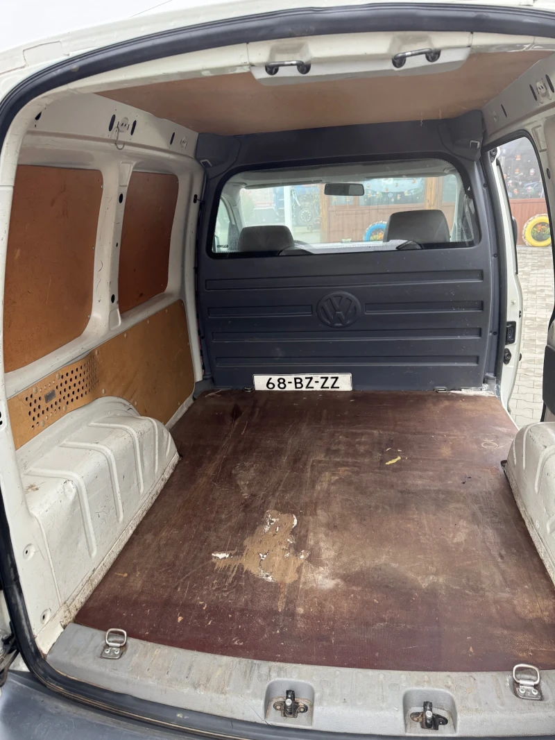 VW Caddy 2.0 SDI, снимка 7 - Автомобили и джипове - 52828351