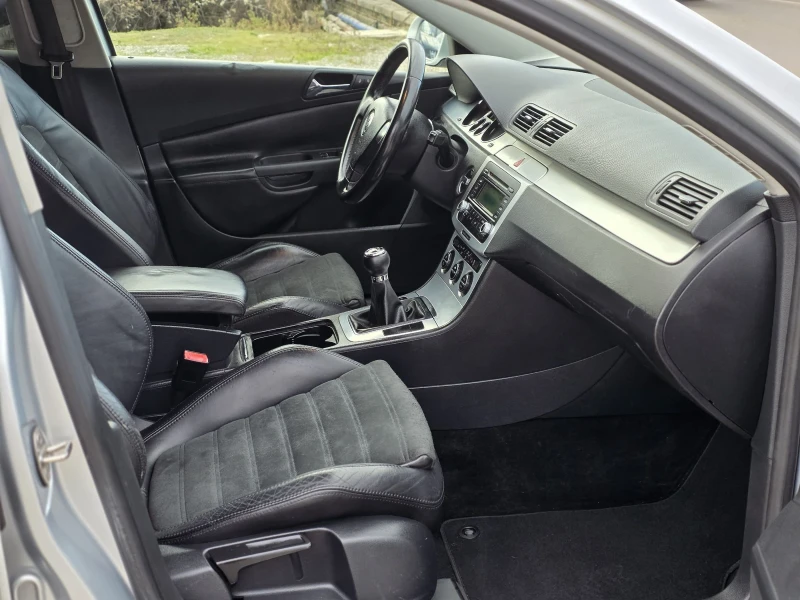 VW Passat 2.0 tdi 140 k.c. HIGHLINE , снимка 12 - Автомобили и джипове - 52877672
