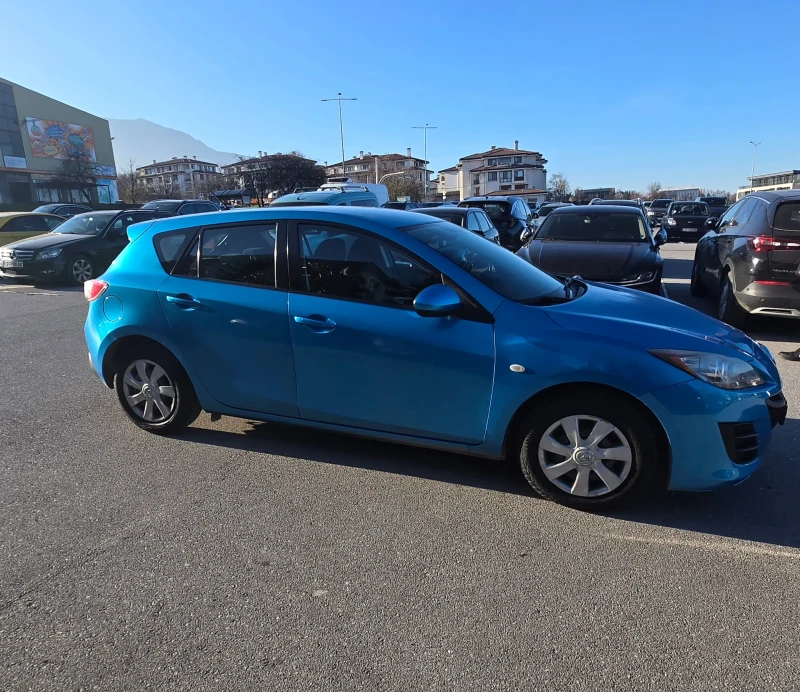 Mazda 3, снимка 11 - Автомобили и джипове - 52973449