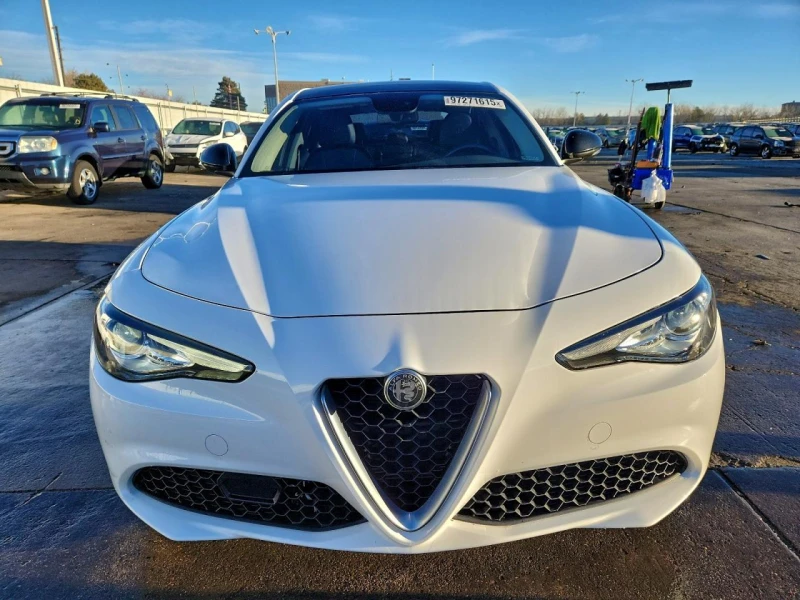 Alfa Romeo Giulia Q4 * Възможност за Лизинг* , снимка 5 - Автомобили и джипове - 53034482