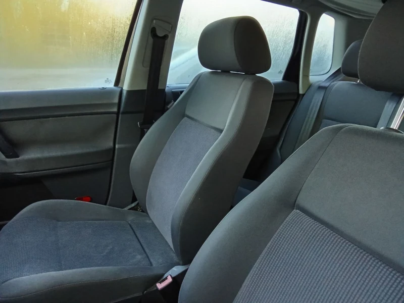 VW Golf, снимка 4 - Автомобили и джипове - 53154789