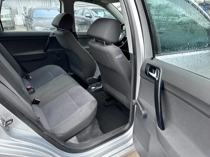 VW Polo 1.9 SDI 2003г тел 0888085060, снимка 11 - Автомобили и джипове - 53249842