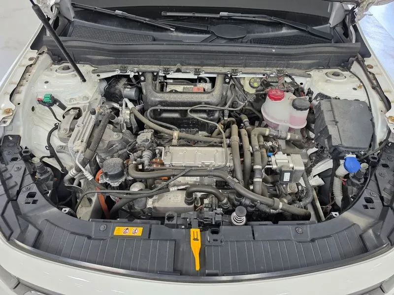 Mercedes-Benz EQB 300 4MATIC, снимка 6 - Автомобили и джипове - 55009735