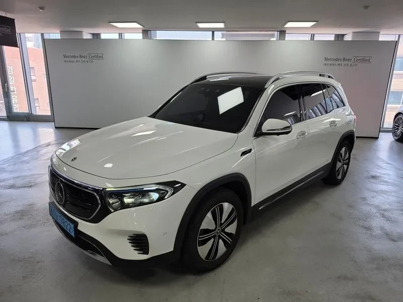 Mercedes-Benz EQB 300 4MATIC