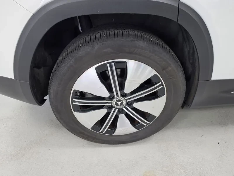 Mercedes-Benz EQB 300 4MATIC, снимка 5 - Автомобили и джипове - 55009735