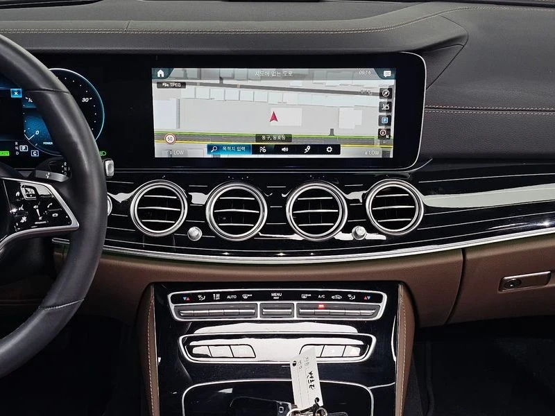 Mercedes-Benz E 450 3.0 256930 Automatic, снимка 13 - Автомобили и джипове - 55838324