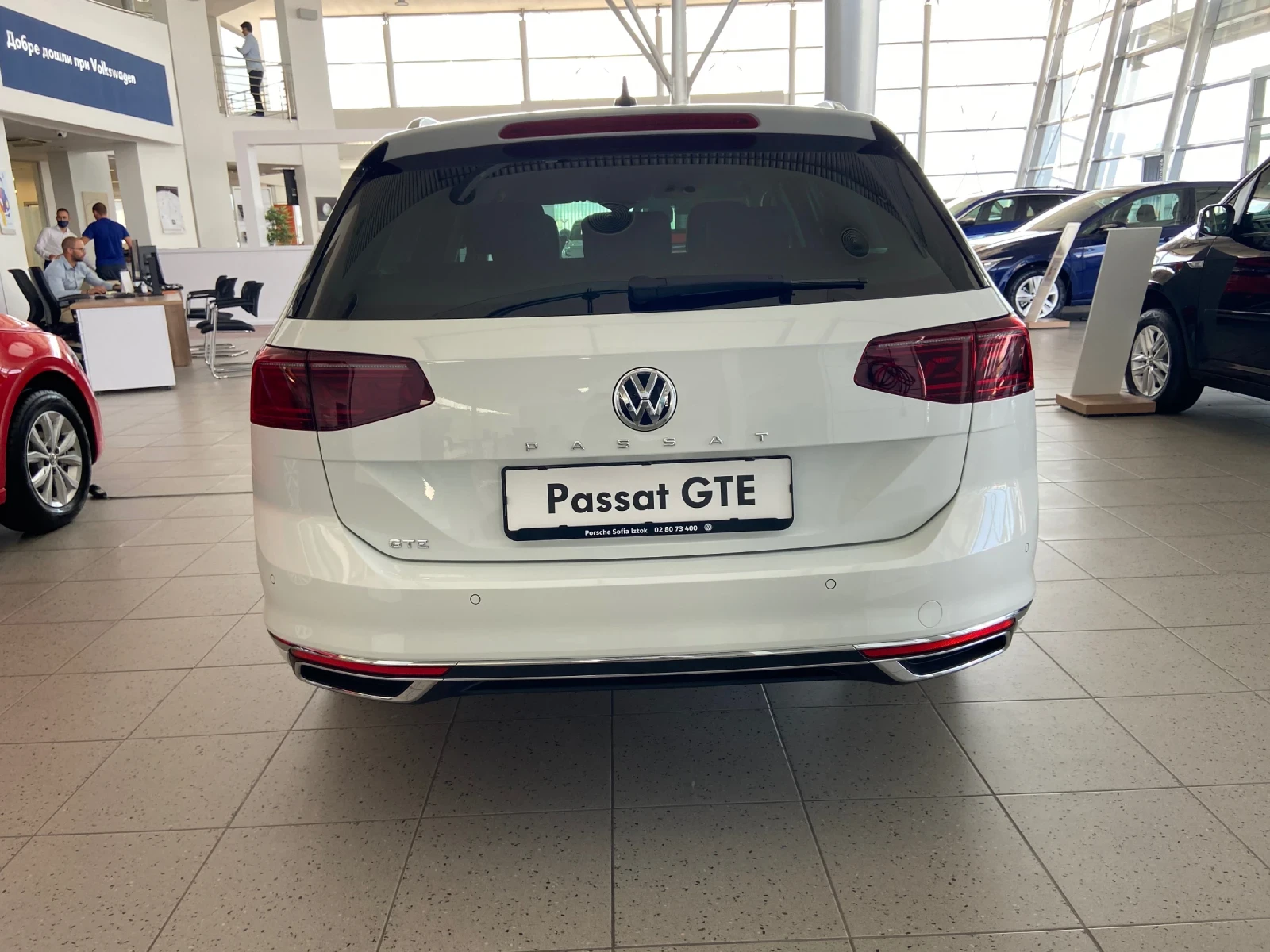 VW Passat Variant GTE B8 facelift 2020 - изображение 3