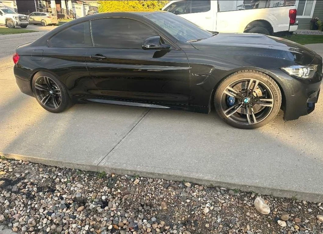 BMW M4 * Coupe * CARFAX * БЕЗ ПЪРВОНАЧАЛНА ВНОСКА - изображение 7