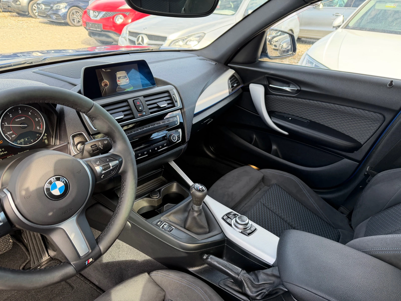BMW 118 2.0 D  M  | Mobile.bg   11